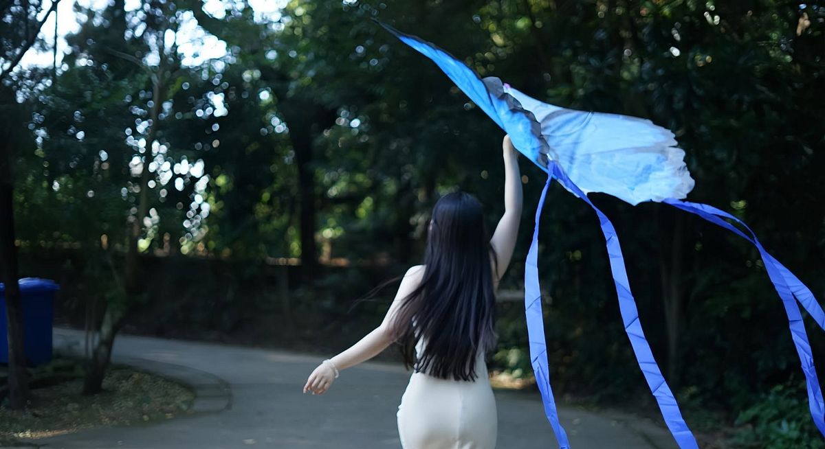 隐居在乌当的乡野，推窗见绿。